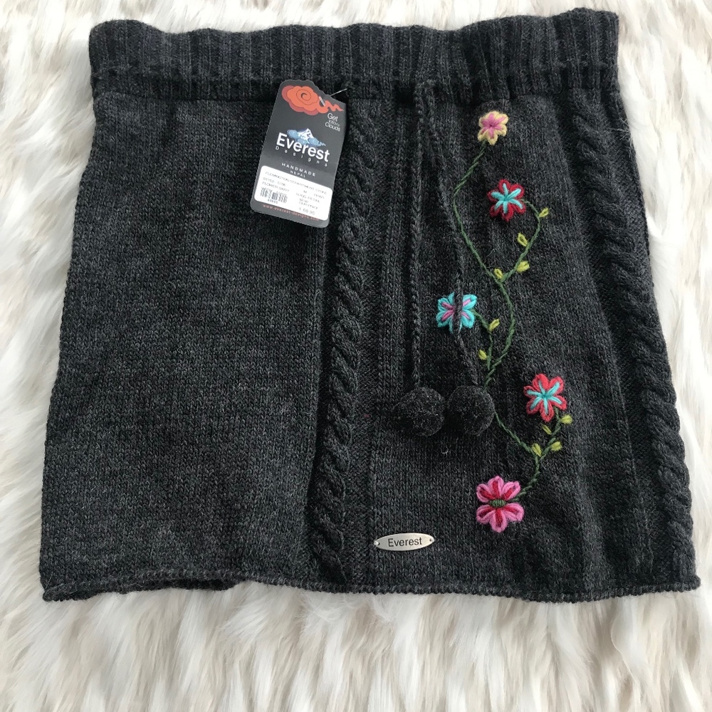 Everest Design Charcoal Flower Skirt Size M